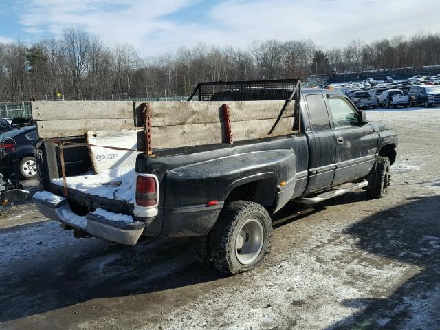 1B7MF33D4WJ142984 - 1998 DODGE RAM 3500 BLACK photo 4