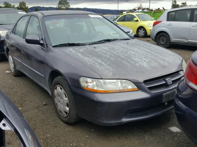 1HGCG5642WA136814 - 1998 HONDA ACCORD LX GRAY photo 1