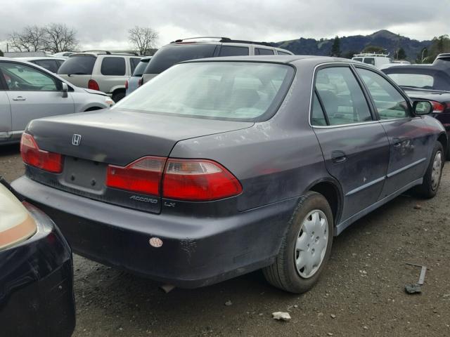 1HGCG5642WA136814 - 1998 HONDA ACCORD LX GRAY photo 4