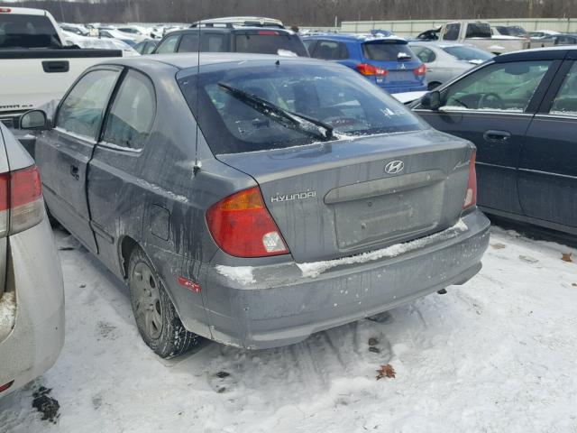 KMHCG35C64U289439 - 2004 HYUNDAI ACCENT GL GRAY photo 3