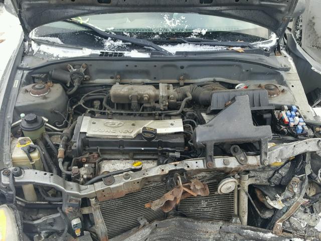 KMHCG35C64U289439 - 2004 HYUNDAI ACCENT GL GRAY photo 7