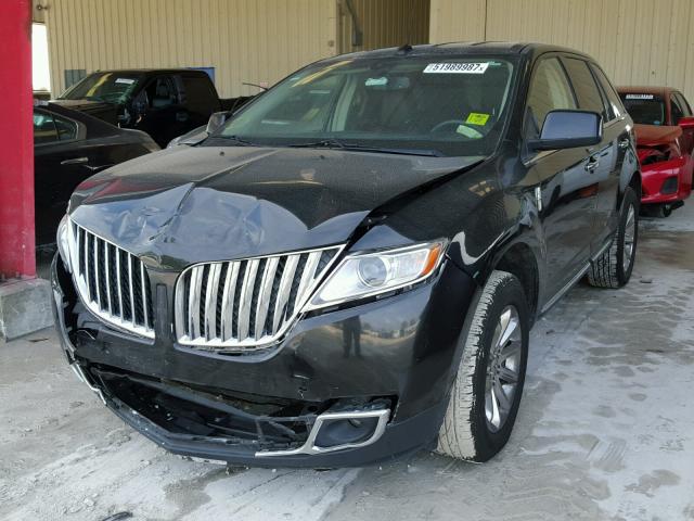 2LMDJ6JKXBBJ13845 - 2011 LINCOLN MKX BLACK photo 2