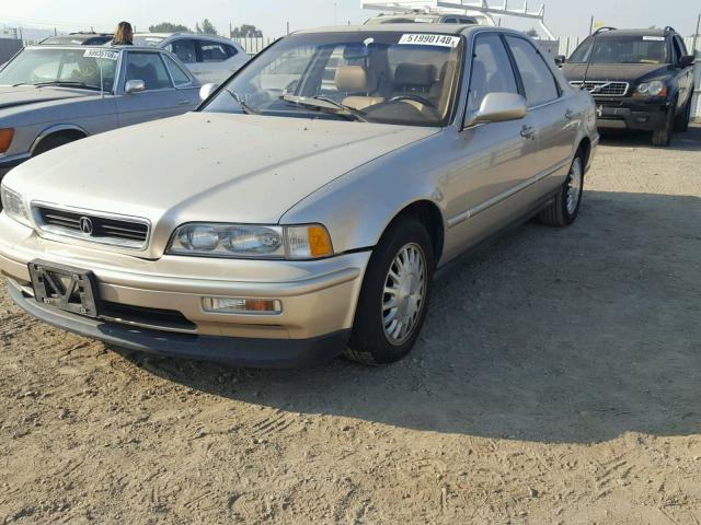 JH4KA7663PC019661 - 1993 ACURA LEGEND L TAN photo 2