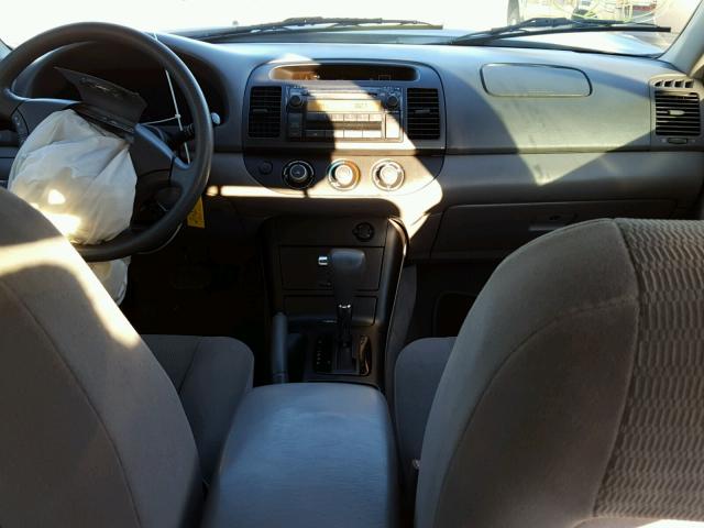 4T1BE32K55U419791 - 2005 TOYOTA CAMRY LE SILVER photo 9