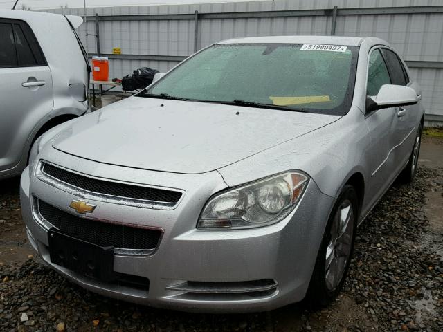 1G1ZC5E09AF210284 - 2010 CHEVROLET MALIBU 1LT SILVER photo 2