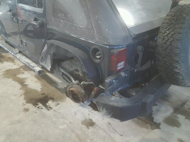 1J8GA69117L181556 - 2007 JEEP WRANGLER R GRAY photo 9