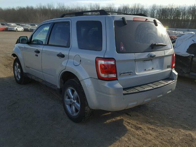 1FMCU03158KD84276 - 2008 FORD ESCAPE XLT SILVER photo 3