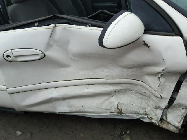 1FAFP53UX3A174440 - 2003 FORD TAURUS SE WHITE photo 9