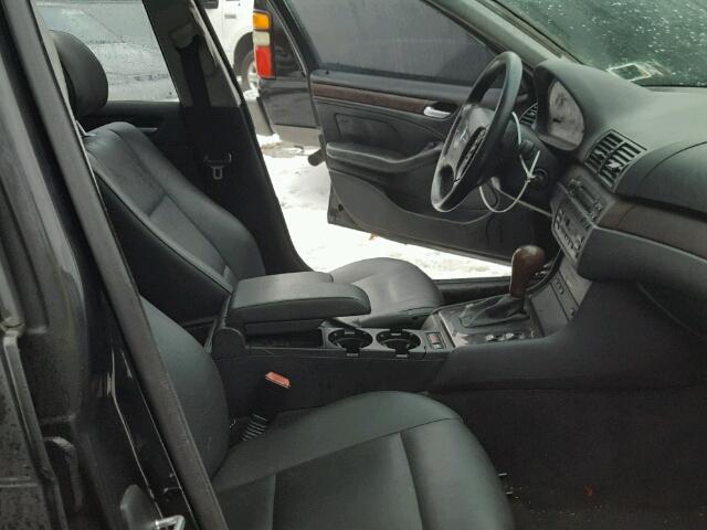 WBAEU33453PM53792 - 2003 BMW 325 XI أسود صورة 5