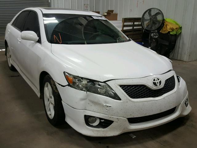 4T1BF3EK9BU662539 - 2011 TOYOTA CAMRY BASE WHITE photo 1