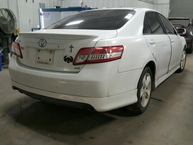 4T1BF3EK9BU662539 - 2011 TOYOTA CAMRY BASE WHITE photo 4