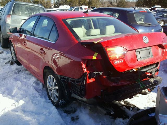 3VWDP7AJ8DM298441 - 2013 VOLKSWAGEN JETTA SE RED photo 3