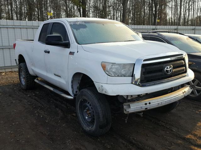 5TFUW5F10AX115252 - 2010 TOYOTA TUNDRA DOU WHITE photo 1