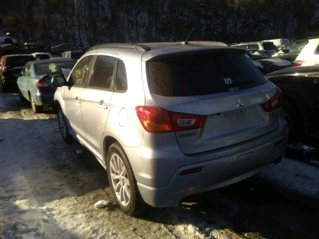 JA4AR4AU6BZ011435 - 2011 MITSUBISHI OUTLANDER SILVER photo 3