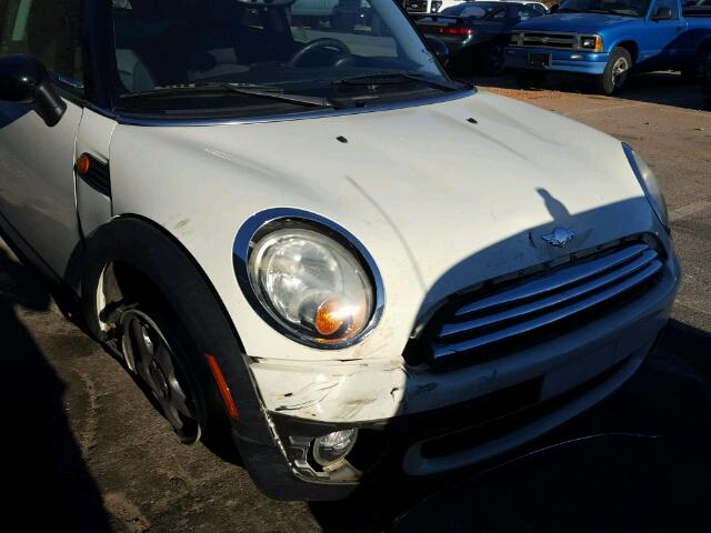 WMWMF33577TU61632 - 2007 MINI COOPER CREAM photo 9