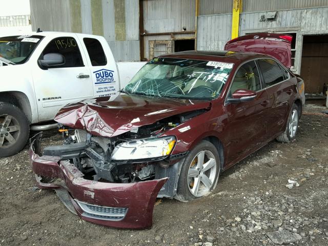 1VWBH7A3XCC050794 - 2012 VOLKSWAGEN PASSAT SE MAROON photo 2