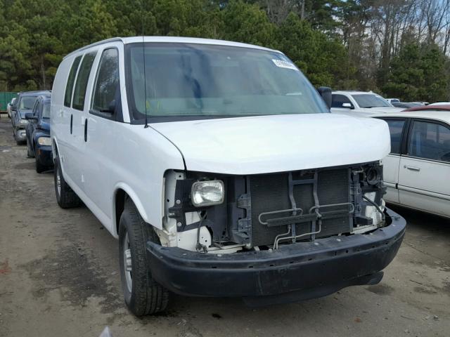 1GCWGFCA8C1201222 - 2012 CHEVROLET EXPRESS G2 WHITE photo 1