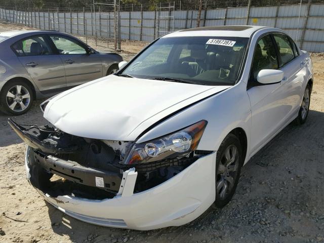 1HGCP2F84AA159912 - 2010 HONDA ACCORD EXL WHITE photo 2