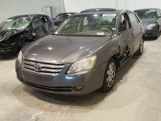 4T1BK36B67U170519 - 2007 TOYOTA AVALON XL GRAY photo 2