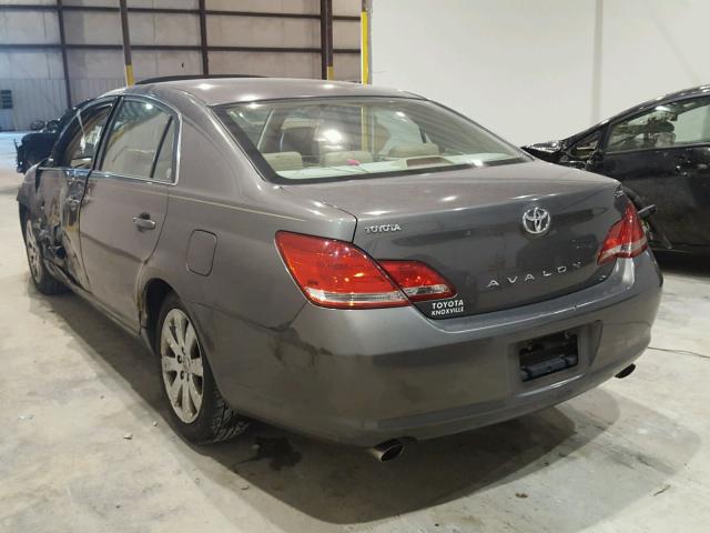 4T1BK36B67U170519 - 2007 TOYOTA AVALON XL GRAY photo 3