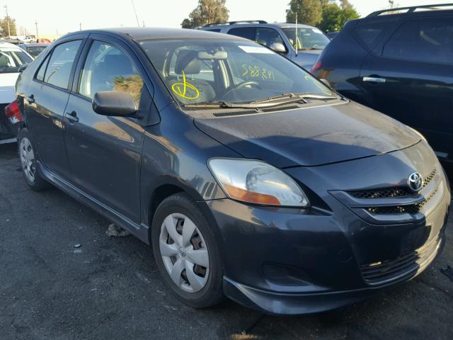 JTDBT923671153854 - 2007 TOYOTA YARIS GRAY photo 1