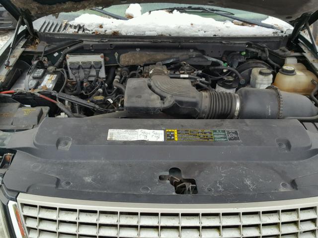 1FMFU18L94LB77178 - 2004 FORD EXPEDITION GREEN photo 7