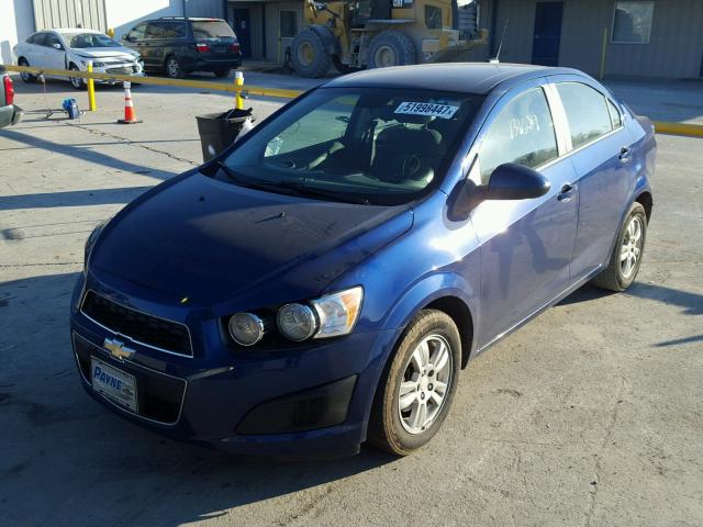 1G1JC5SH4D4168713 - 2013 CHEVROLET SONIC LT BLUE photo 2