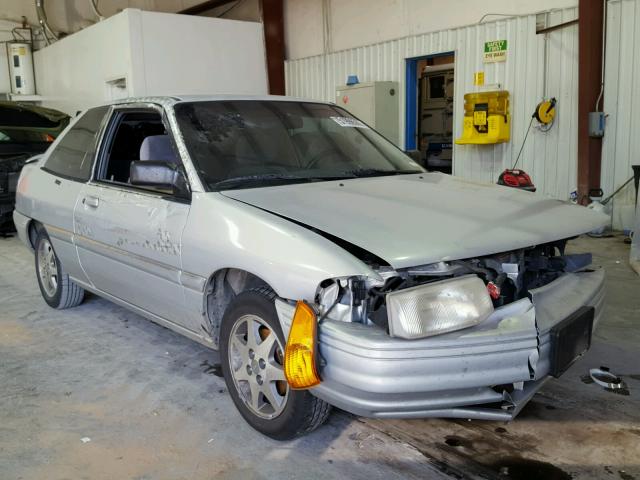 3FASP11JXTR158132 - 1996 FORD ESCORT LX SILVER photo 1