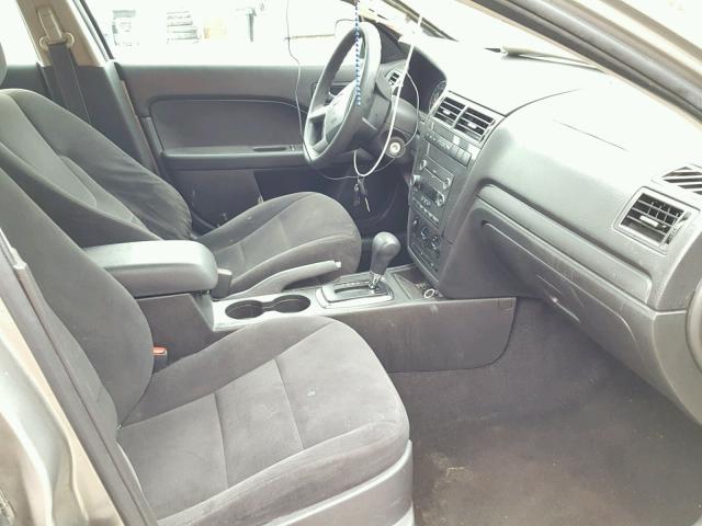 3FAHP07Z69R121475 - 2009 FORD FUSION SE GRAY photo 5