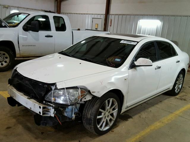 1G1ZK57728F261598 - 2008 CHEVROLET MALIBU LTZ WHITE photo 2