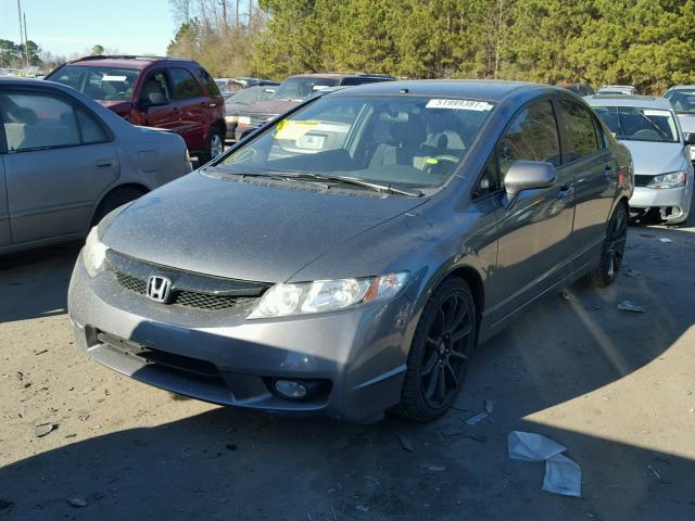 19XFA1F58AE058236 - 2010 HONDA CIVIC LX GRAY photo 2