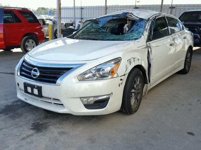 1N4AL3APXFC590312 - 2015 NISSAN ALTIMA 2.5 WHITE photo 2