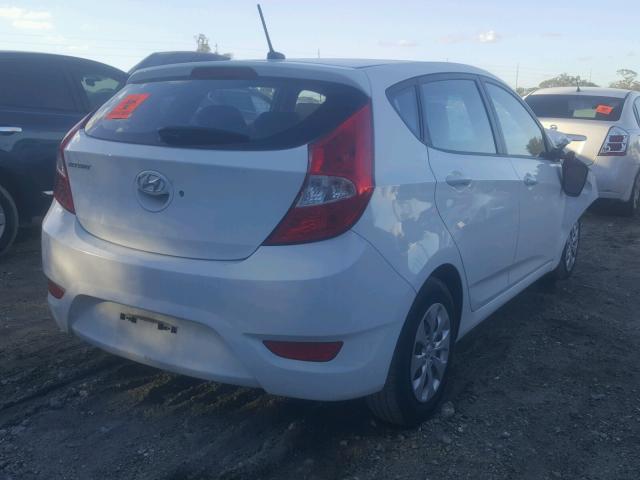 KMHCT5AE4FU231380 - 2015 HYUNDAI ACCENT GS WHITE photo 4