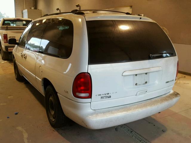 1C4GP54L7WB689091 - 1998 CHRYSLER TOWN & COU WHITE photo 3