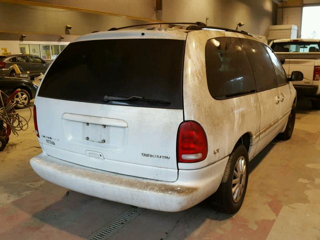 1C4GP54L7WB689091 - 1998 CHRYSLER TOWN & COU WHITE photo 4