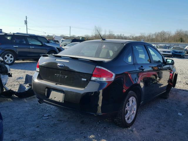 1FAHP35N78W226085 - 2008 FORD FOCUS SE BLACK photo 4