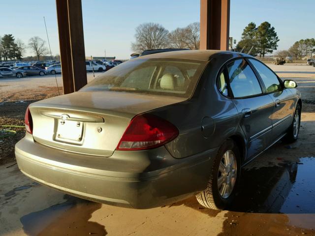 1FAFP56225A205418 - 2005 FORD TAURUS SEL SILVER photo 4