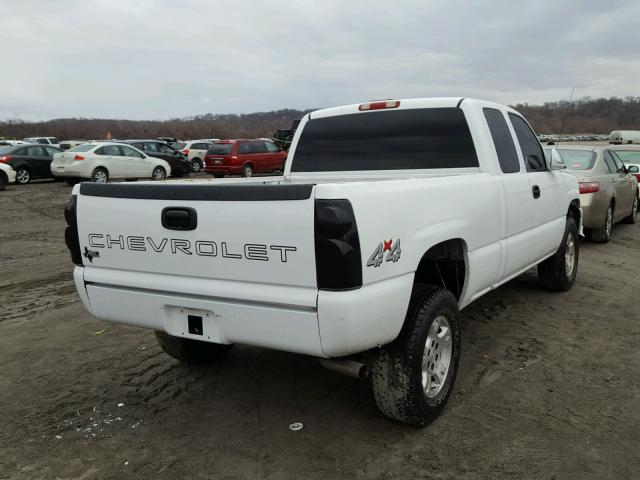 1GCEK19Z55Z124629 - 2005 CHEVROLET SILVERADO WHITE photo 4