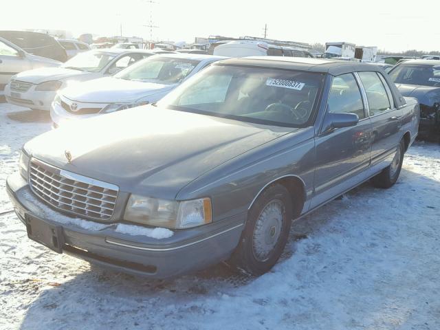 1G6KE54Y2XU776806 - 1999 CADILLAC DEVILLE DE BLUE photo 2