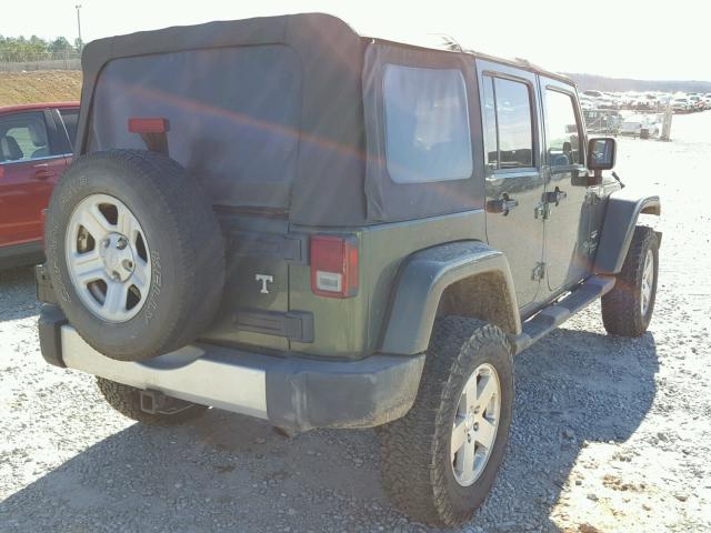 1J4GA59148L566929 - 2008 JEEP WRANGLER U GREEN photo 4