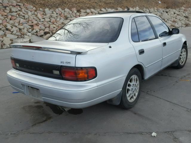 JT2VK14E4P0219347 - 1993 TOYOTA CAMRY SE SILVER photo 4