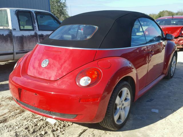 3VWSF31Y36M323118 - 2006 VOLKSWAGEN NEW BEETLE RED photo 4