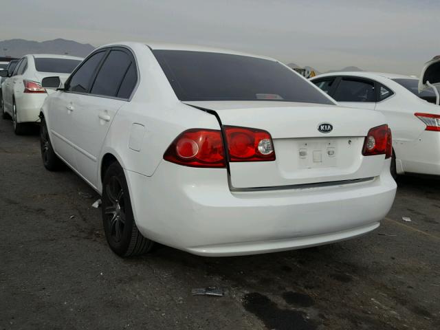 KNAGE123465025201 - 2006 KIA OPTIMA LX WHITE photo 3