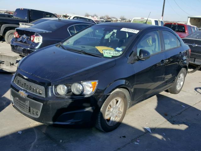 1G1JA5SH1C4137097 - 2012 CHEVROLET SONIC LS BLACK photo 2