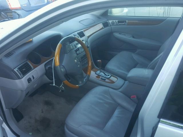 JTHBA30G565153391 - 2006 LEXUS ES 330 SILVER photo 5