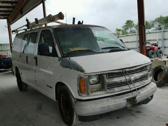 1GCFG25W5Y1167118 - 2000 CHEVROLET EXPRESS G2 WHITE photo 1