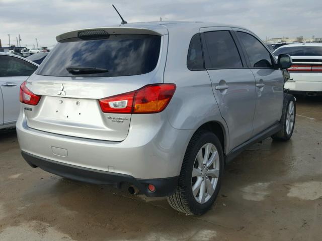 4A4AP3AU7DE011372 - 2013 MITSUBISHI OUTLANDER SILVER photo 4