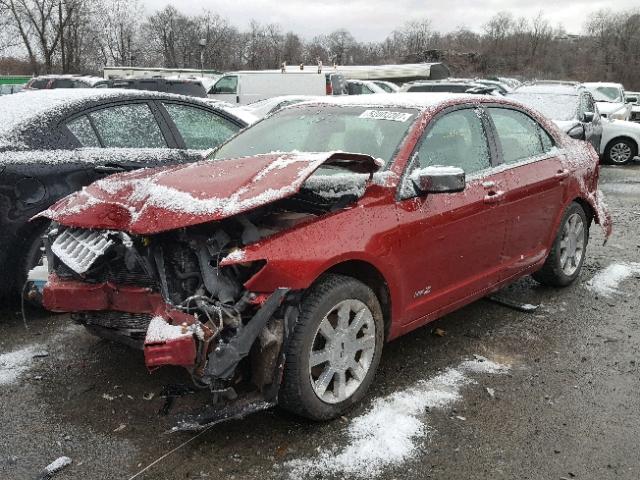 3LNHM28T88R613945 - 2008 LINCOLN MKZ RED photo 2