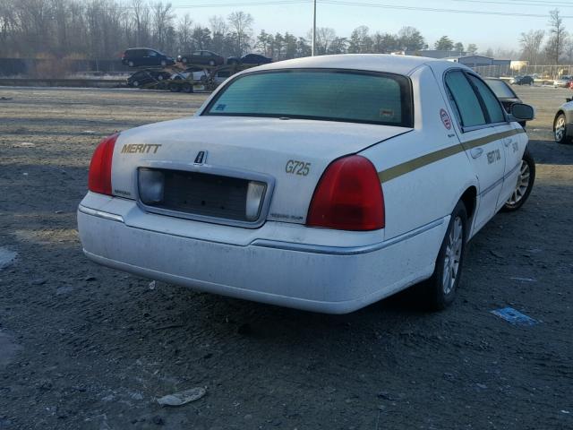 1LNHM81V96Y626507 - 2006 LINCOLN TOWN CAR S WHITE photo 4