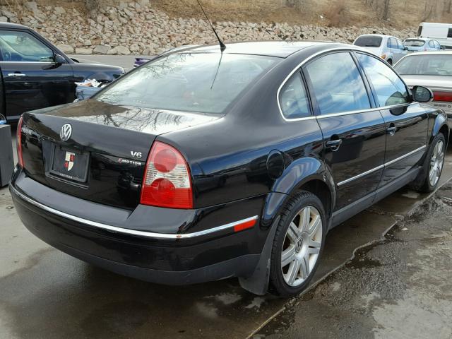 WVWTU63B55E073618 - 2005 VOLKSWAGEN PASSAT GLX BLACK photo 4